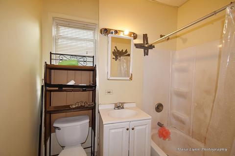 652 Hammond Ave, Aurora, IL 60506 photo 6