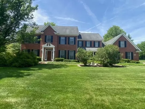 5 N490 Abbey Glen Dr, Saint Charles, IL 60175