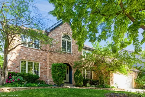 1053 Augustana Dr, Naperville, IL 60565