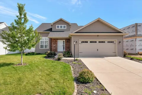3807 Slate Dr, Champaign, IL 61822