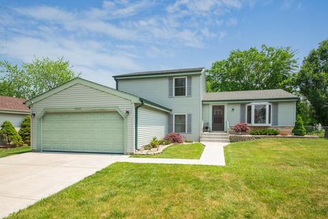 1923 Burr Oak Ln, Glendale Heights, IL 60139