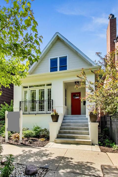 1713 W School St, Chicago, IL 60657