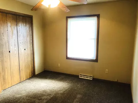 2301 Ashland Dr, Morris, IL 60450 photo 7