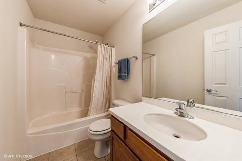 617 Versailles Dr, Bartlett, IL 60103 photo 24
