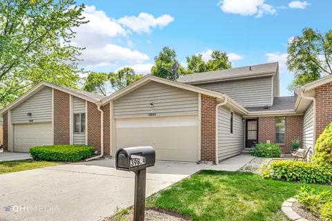 39894 N Golf Ln, Antioch, IL 60002