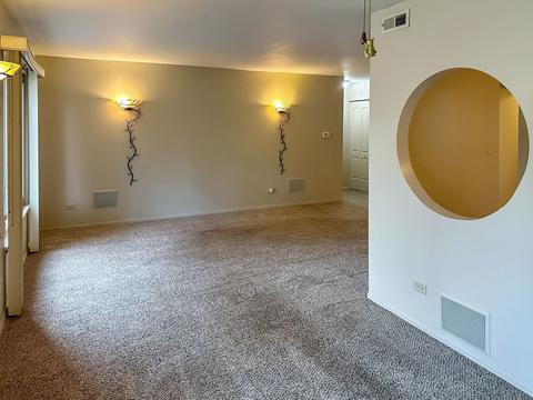 1770 Robin Ln #D, Hoffman Estates, IL 60169 photo 6