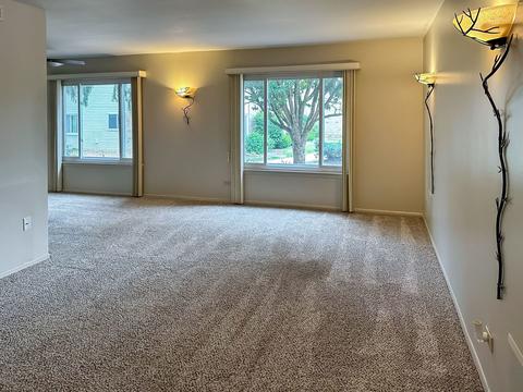 1770 Robin Ln #D, Hoffman Estates, IL 60169 photo 5