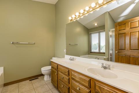 3214 Eagle Crest Rd, Bloomington, IL 61704 photo 23