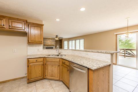 3214 Eagle Crest Rd, Bloomington, IL 61704 photo 16
