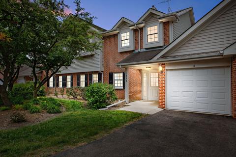 1353 Evergreen Dr #8, Palatine, IL 60074