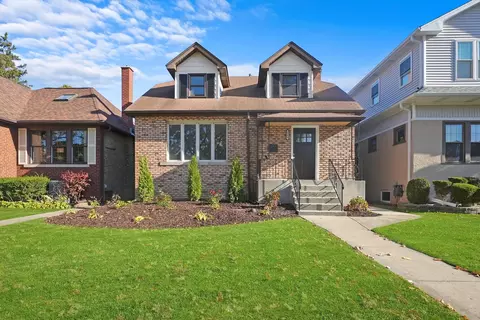 6009 N Navarre Ave, Chicago, IL 60631