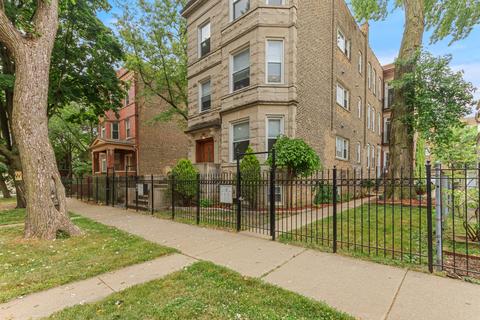 3309 W Dickens Ave #A, Chicago, IL 60647
