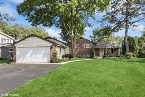 1028 E Oakton St, Arlington Heights, IL 60004