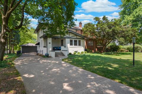 1104 E Monroe St, Bloomington, IL 61701 photo 100