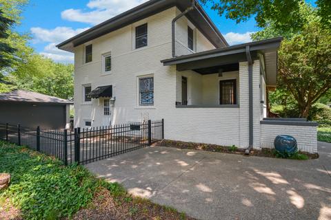 1104 E Monroe St, Bloomington, IL 61701 photo 101