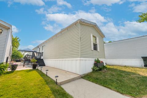 430 W Touhy Ave #231, Des Plaines, IL 60018