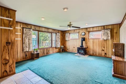 1450 Easy St, Elgin, IL 60123 photo 8