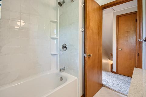 1450 Easy St, Elgin, IL 60123 photo 11