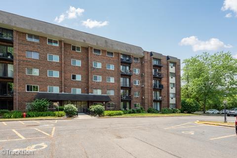 4721 Saint Joseph Creek Rd #5A, Lisle, IL 60532