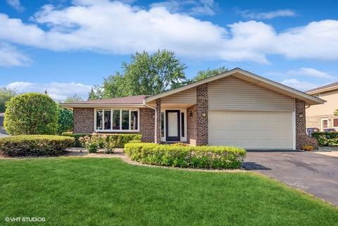 8432 Spruce Dr, Orland Park, IL 60462