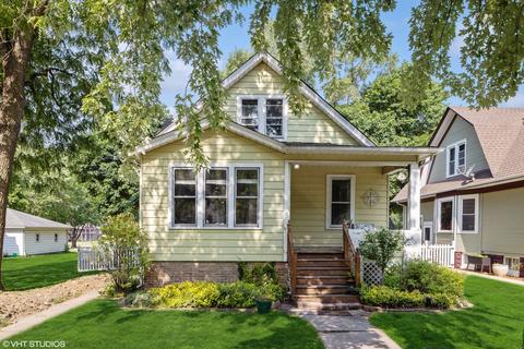 430 Prairie Ave, Beecher, IL 60401