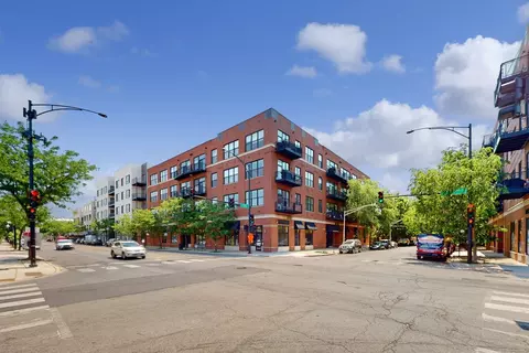 1 S Leavitt St #202, Chicago, IL 60612