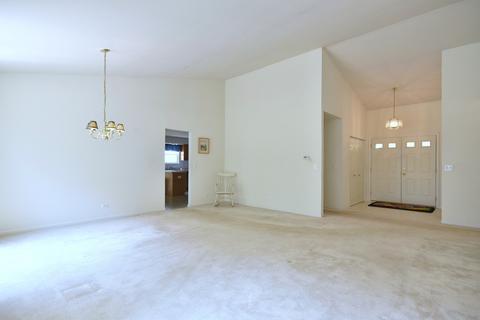 1741 Crofton Dr, Algonquin, IL 60102 photo 7
