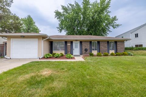 1167 Sebring Dr, Elgin, IL 60120 photo 1