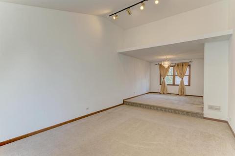 221 Windsor Dr, Bartlett, IL 60103 photo 8