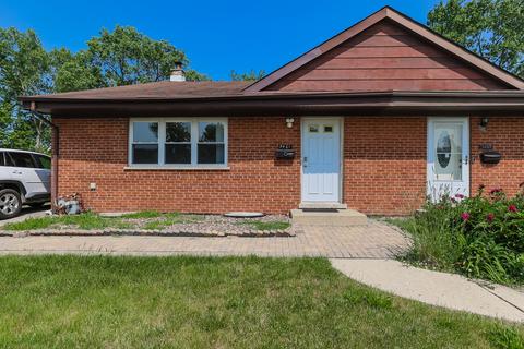 9461 Dee Rd, Des Plaines, IL 60016