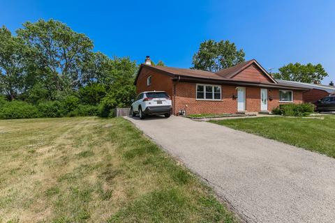 9461 Dee Rd, Des Plaines, IL 60016 photo 3
