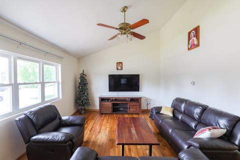 9461 Dee Rd, Des Plaines, IL 60016 photo 7