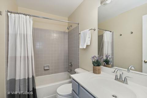 7738 Dada Dr, Gurnee, IL 60031 photo 17