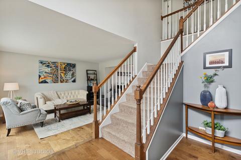7738 Dada Dr, Gurnee, IL 60031 photo 2
