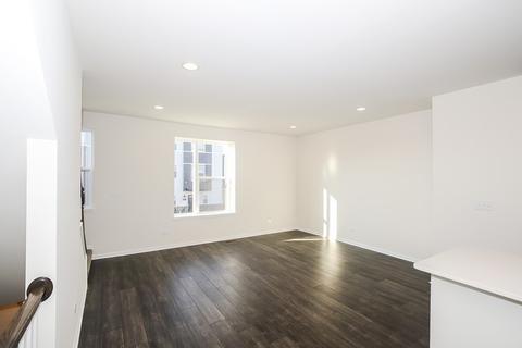 1032 E Oakton St, Des Plaines, IL 60018 photo 5