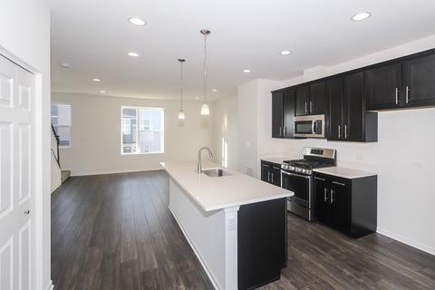 1032 E Oakton St, Des Plaines, IL 60018 photo 12