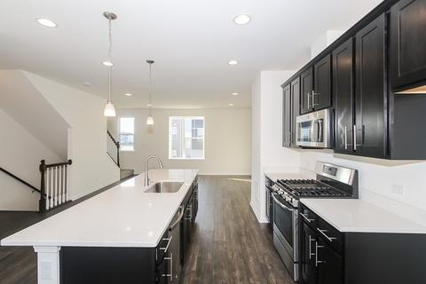 1032 E Oakton St, Des Plaines, IL 60018 photo 16