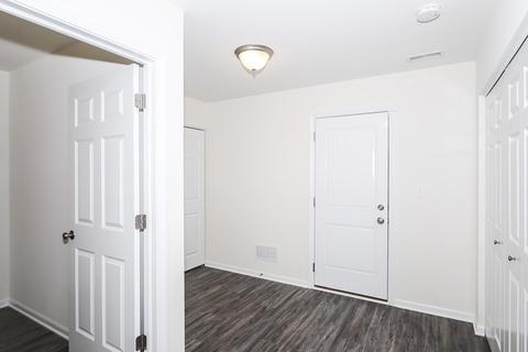 1032 E Oakton St, Des Plaines, IL 60018 photo 3