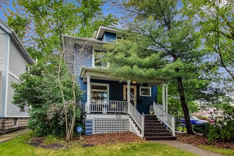 433 N Harvey Ave, Oak Park, IL 60302