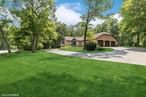 19845 W Woodmere Ter, Antioch, IL 60002
