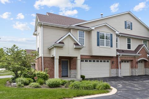 1382 Scarboro Rd #1006, Schaumburg, IL 60193