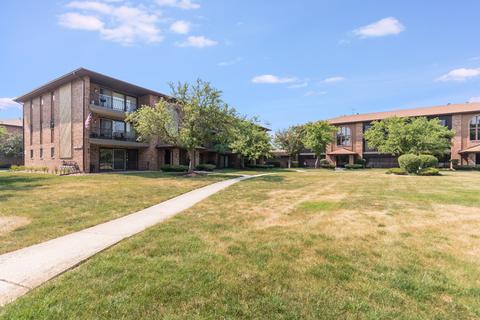 8810 W 140th St #2C, Orland Park, IL 60462