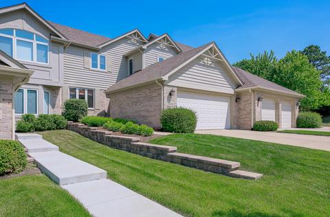 5539 Durand Dr, Downers Grove, IL 60515
