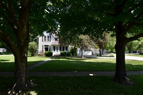 405 E Prairie St, Odell, IL 60460 photo 2