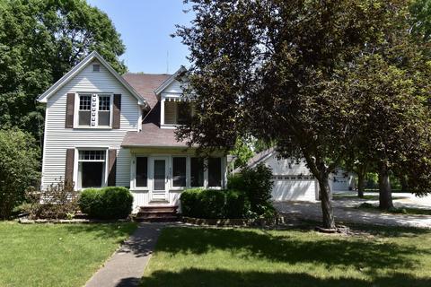 405 E Prairie St, Odell, IL 60460