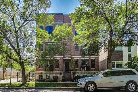 1620 N Mozart St #1S, Chicago, IL 60647