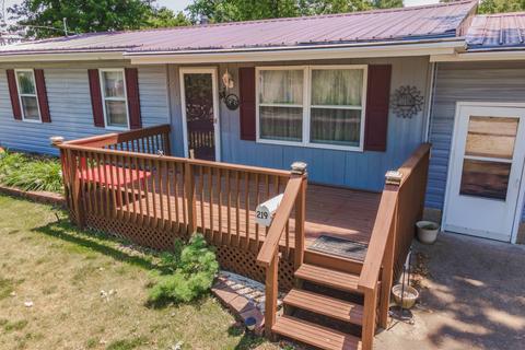 219 Scott St, Chenoa, IL 61726 photo 5