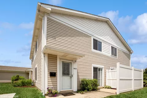 1663 Cornell Dr, Hoffman Estates, IL 60169