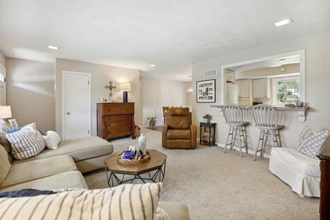 1208 Theodore Dr, Champaign, IL 61821 photo 6