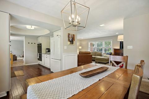 1208 Theodore Dr, Champaign, IL 61821 photo 8